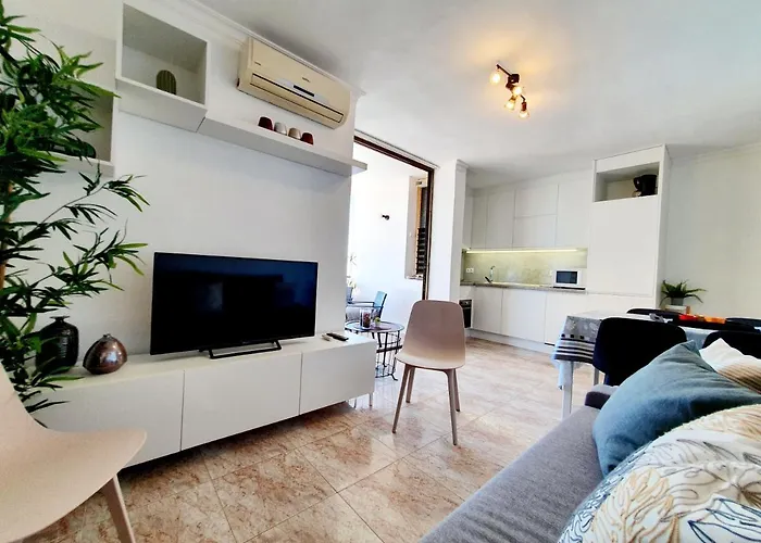 Marina View Apartment *